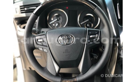 Nunua Imported Toyota Alphard Nyeupe Gari ndani ya Import - Dubai nchini Bujumbura Nunua Imported Toyota Alphard Nyeupe Gari ndani ya Import - Dubai nchini Bujumbura