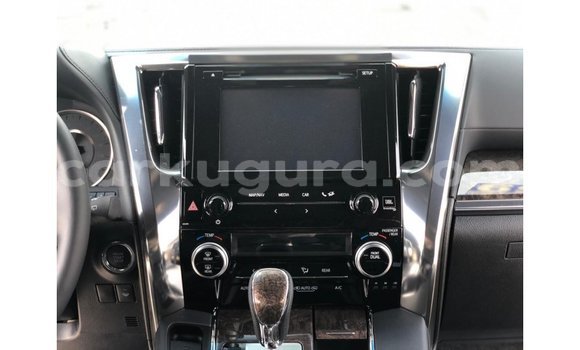 Nunua Imported Toyota Alphard Nyeupe Gari ndani ya Import - Dubai nchini Bujumbura Nunua Imported Toyota Alphard Nyeupe Gari ndani ya Import - Dubai nchini Bujumbura