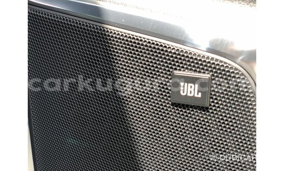 Nunua Imported Toyota Alphard Nyeupe Gari ndani ya Import - Dubai nchini Bujumbura Nunua Imported Toyota Alphard Nyeupe Gari ndani ya Import - Dubai nchini Bujumbura