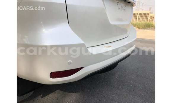 Acheter Import Voiture Toyota Fortuner Blanc à Import - Dubai, Bujumbura Acheter Import Voiture Toyota Fortuner Blanc à Import - Dubai, Bujumbura