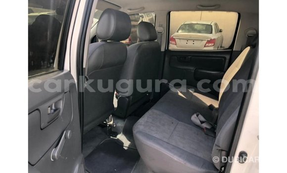 Buy Import Toyota Hilux White Car in Import - Dubai in Bujumbura Buy Import Toyota Hilux White Car in Import - Dubai in Bujumbura
