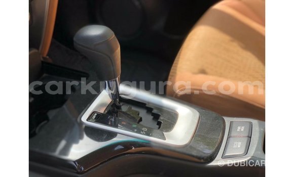 Acheter Import Voiture Toyota Fortuner Blanc à Import - Dubai, Bujumbura Acheter Import Voiture Toyota Fortuner Blanc à Import - Dubai, Bujumbura