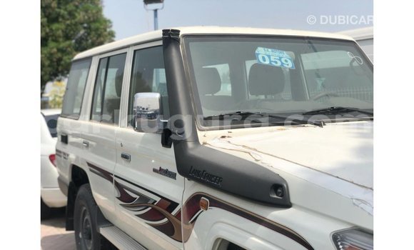 Buy Import Toyota Land Cruiser Other Car in Import - Dubai in Bujumbura Buy Import Toyota Land Cruiser Other Car in Import - Dubai in Bujumbura