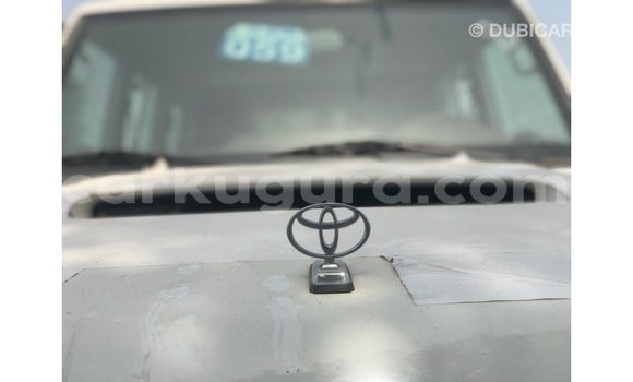 Acheter Import Voiture Toyota Land Cruiser Autre à Import - Dubai, Bujumbura Acheter Import Voiture Toyota Land Cruiser Autre à Import - Dubai, Bujumbura