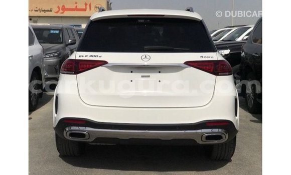 Acheter Import Voiture Mercedes-Benz GLE Blanc à Import - Dubai, Bujumbura Acheter Import Voiture Mercedes-Benz GLE Blanc à Import - Dubai, Bujumbura