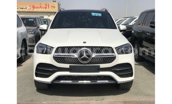 Acheter Import Voiture Mercedes-Benz GLE Blanc à Import - Dubai, Bujumbura Acheter Import Voiture Mercedes-Benz GLE Blanc à Import - Dubai, Bujumbura