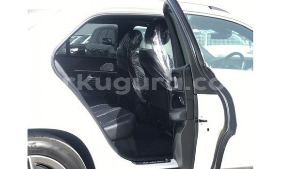Acheter Import Voiture Mercedes-Benz GLE Blanc à Import - Dubai, Bujumbura Acheter Import Voiture Mercedes-Benz GLE Blanc à Import - Dubai, Bujumbura