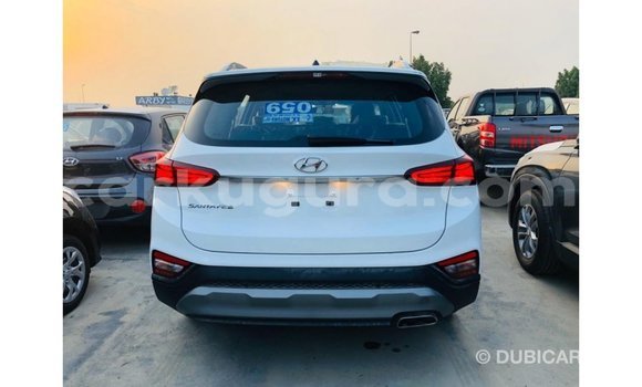 Buy Import Hyundai Santa Fe White Car in Import - Dubai in Bujumbura Buy Import Hyundai Santa Fe White Car in Import - Dubai in Bujumbura