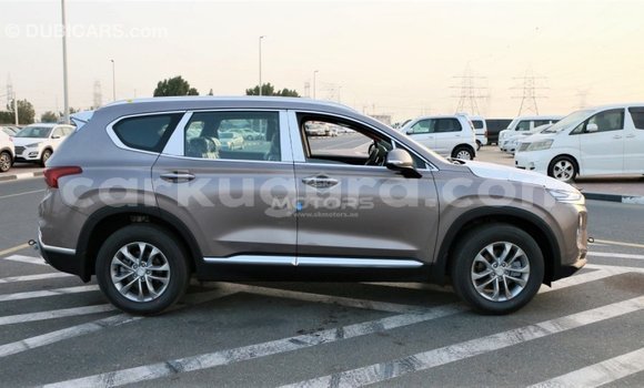 Acheter Import Voiture Hyundai Santa Fe Marron à Import - Dubai, Bujumbura Acheter Import Voiture Hyundai Santa Fe Marron à Import - Dubai, Bujumbura