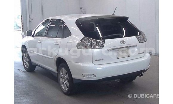 Acheter Import Voiture Toyota Harrier Blanc à Import - Dubai, Bujumbura Acheter Import Voiture Toyota Harrier Blanc à Import - Dubai, Bujumbura