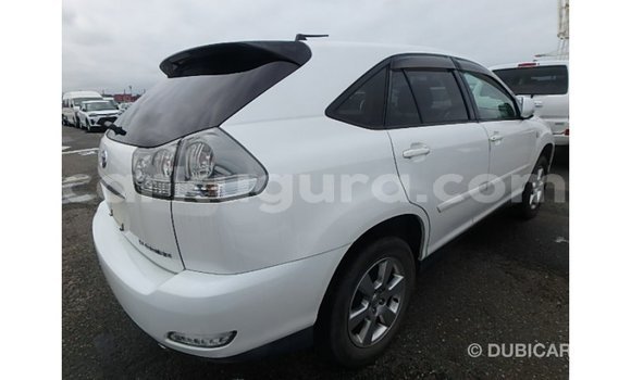 Acheter Import Voiture Toyota Harrier Blanc à Import - Dubai, Bujumbura Acheter Import Voiture Toyota Harrier Blanc à Import - Dubai, Bujumbura