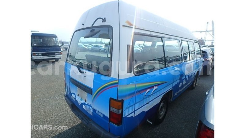 Big with watermark nissan caravan bujumbura import dubai 5773