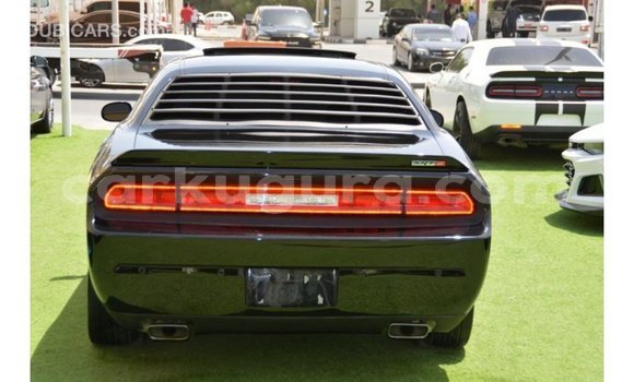 Acheter Import Voiture Dodge Challenger Noir à Import - Dubai, Bujumbura Acheter Import Voiture Dodge Challenger Noir à Import - Dubai, Bujumbura