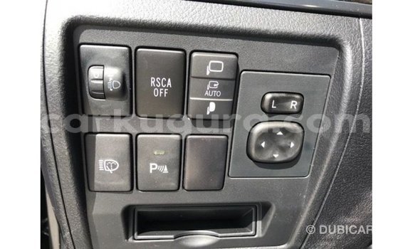 Acheter Import Voiture Toyota Land Cruiser Noir à Import - Dubai, Bujumbura Acheter Import Voiture Toyota Land Cruiser Noir à Import - Dubai, Bujumbura
