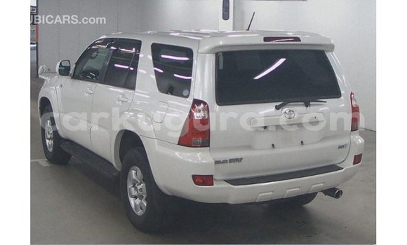 Acheter Import Voiture Toyota Hilux Blanc à Import - Dubai, Bujumbura Acheter Import Voiture Toyota Hilux Blanc à Import - Dubai, Bujumbura
