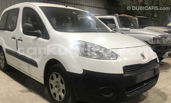 Nunua Imported Peugeot Partner Nyeupe Gari ndani ya Import - Dubai nchini Bujumbura Nunua Imported Peugeot Partner Nyeupe Gari ndani ya Import - Dubai nchini Bujumbura