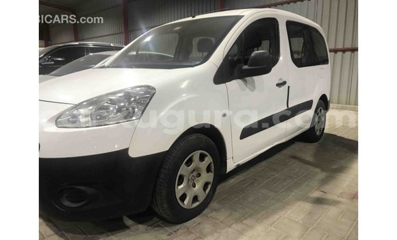 Nunua Imported Peugeot Partner Nyeupe Gari ndani ya Import - Dubai nchini Bujumbura Nunua Imported Peugeot Partner Nyeupe Gari ndani ya Import - Dubai nchini Bujumbura