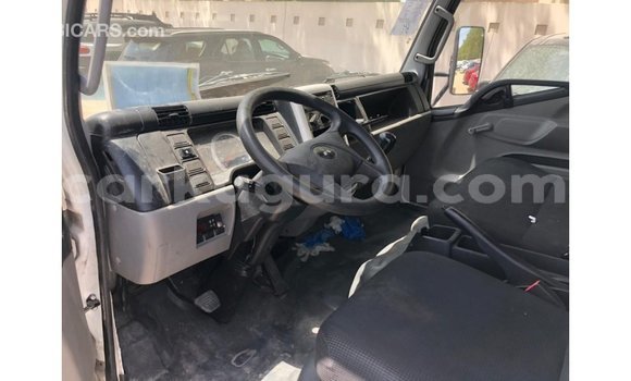 Acheter Import Voiture Mitsubishi i Blanc à Import - Dubai, Bujumbura Acheter Import Voiture Mitsubishi i Blanc à Import - Dubai, Bujumbura