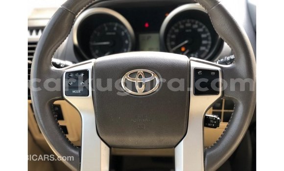 Acheter Import Voiture Toyota Prado Blanc à Import - Dubai, Bujumbura Acheter Import Voiture Toyota Prado Blanc à Import - Dubai, Bujumbura