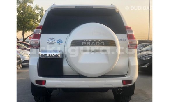 Acheter Import Voiture Toyota Prado Blanc à Import - Dubai, Bujumbura Acheter Import Voiture Toyota Prado Blanc à Import - Dubai, Bujumbura