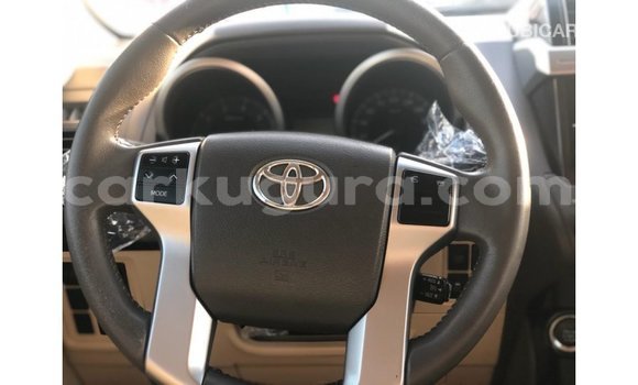 Acheter Import Voiture Toyota Prado Blanc à Import - Dubai, Bujumbura Acheter Import Voiture Toyota Prado Blanc à Import - Dubai, Bujumbura
