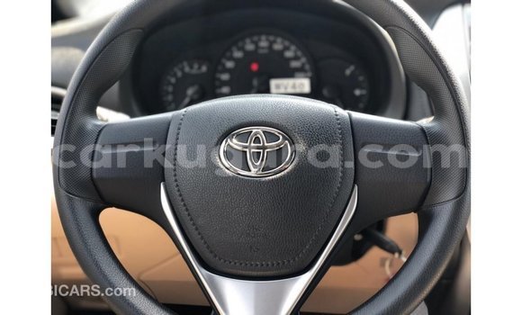 Nunua Imported Toyota Yaris Nyingine Gari ndani ya Import - Dubai nchini Bujumbura Nunua Imported Toyota Yaris Nyingine Gari ndani ya Import - Dubai nchini Bujumbura