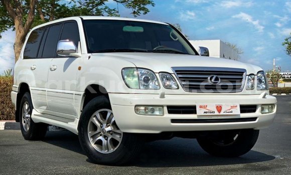 Acheter Import Voiture Lexus LX Blanc à Import - Dubai, Bujumbura