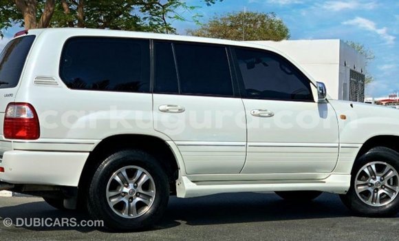 Nunua Imported Lexus LX Nyeupe Gari ndani ya Import - Dubai nchini Bujumbura Nunua Imported Lexus LX Nyeupe Gari ndani ya Import - Dubai nchini Bujumbura