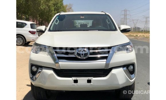 Buy Import Toyota Fortuner White Car in Import - Dubai in Bujumbura Buy Import Toyota Fortuner White Car in Import - Dubai in Bujumbura