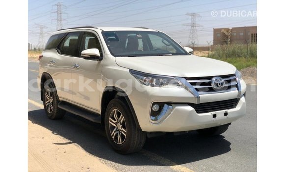 Buy Import Toyota Fortuner White Car in Import - Dubai in Bujumbura Buy Import Toyota Fortuner White Car in Import - Dubai in Bujumbura