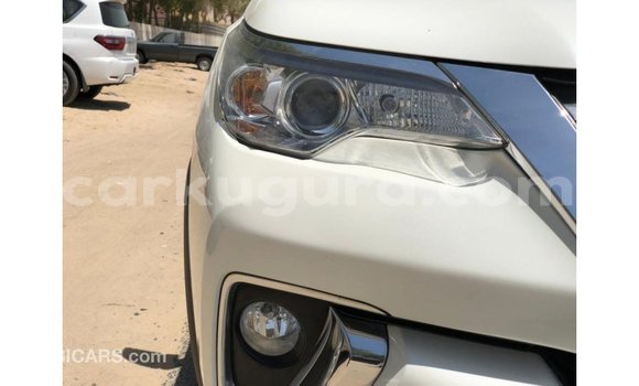 Buy Import Toyota Fortuner White Car in Import - Dubai in Bujumbura Buy Import Toyota Fortuner White Car in Import - Dubai in Bujumbura