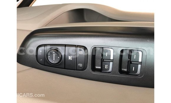 Buy Import Kia Sportage Other Car in Import - Dubai in Bujumbura Buy Import Kia Sportage Other Car in Import - Dubai in Bujumbura