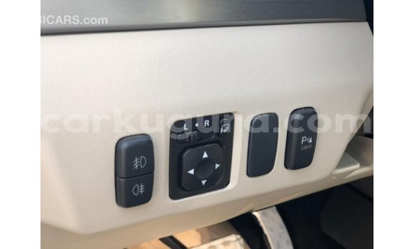 Acheter Import Voiture Mitsubishi Pajero Noir à Import - Dubai, Bujumbura Acheter Import Voiture Mitsubishi Pajero Noir à Import - Dubai, Bujumbura