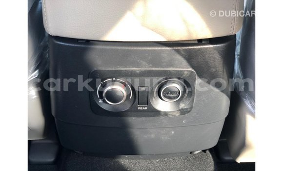 Acheter Import Voiture Mitsubishi Pajero Noir à Import - Dubai, Bujumbura Acheter Import Voiture Mitsubishi Pajero Noir à Import - Dubai, Bujumbura