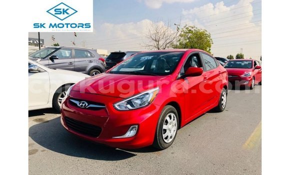 Acheter Import Voiture Hyundai Accent Rouge à Import - Dubai, Bujumbura
