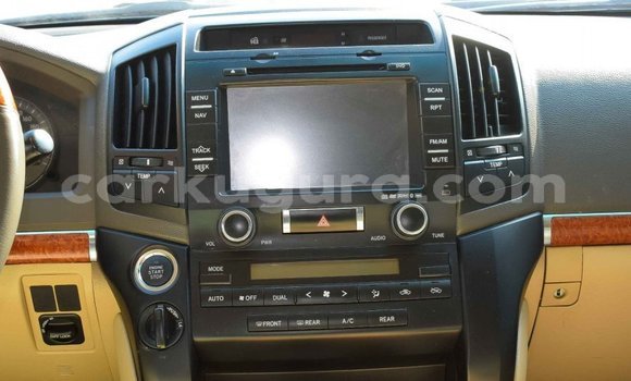 Nunua Imported Toyota Land Cruiser Nyingine Gari ndani ya Import - Dubai nchini Bujumbura Nunua Imported Toyota Land Cruiser Nyingine Gari ndani ya Import - Dubai nchini Bujumbura
