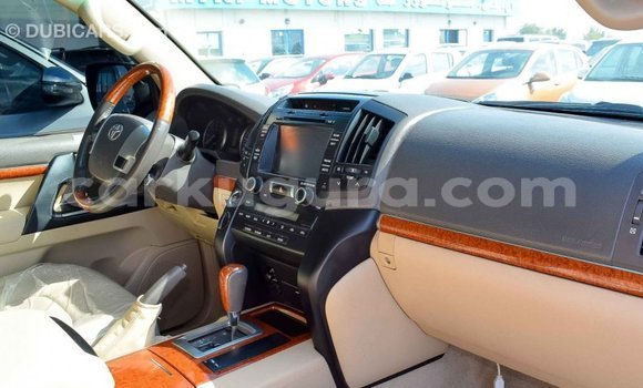 Nunua Imported Toyota Land Cruiser Nyingine Gari ndani ya Import - Dubai nchini Bujumbura Nunua Imported Toyota Land Cruiser Nyingine Gari ndani ya Import - Dubai nchini Bujumbura