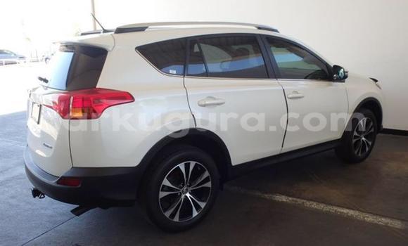 Nunua Mpya Toyota RAV4 Nyeupe Gari ndani ya Bujumbura nchini Bujumbura Nunua Mpya Toyota RAV4 Nyeupe Gari ndani ya Bujumbura nchini Bujumbura
