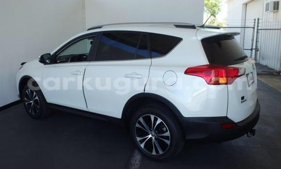 Nunua Mpya Toyota RAV4 Nyeupe Gari ndani ya Bujumbura nchini Bujumbura Nunua Mpya Toyota RAV4 Nyeupe Gari ndani ya Bujumbura nchini Bujumbura
