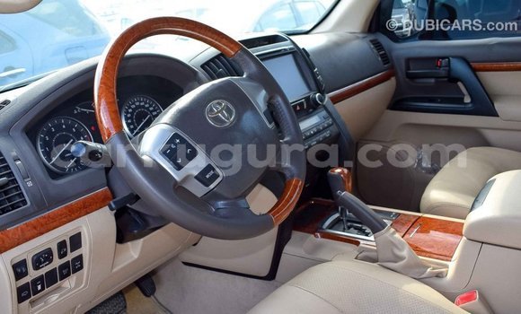 Nunua Imported Toyota Land Cruiser Nyeusi Gari ndani ya Import - Dubai nchini Bujumbura Nunua Imported Toyota Land Cruiser Nyeusi Gari ndani ya Import - Dubai nchini Bujumbura