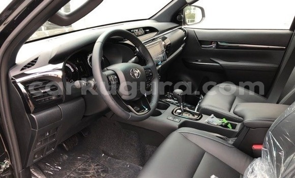 Nunua Mpya Toyota Hilux Nyeusi Gari ndani ya Bujumbura nchini Bujumbura Nunua Mpya Toyota Hilux Nyeusi Gari ndani ya Bujumbura nchini Bujumbura