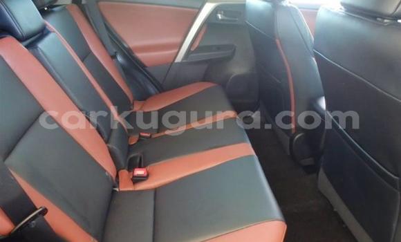 Nunua Mpya Toyota RAV4 Nyeupe Gari ndani ya Bujumbura nchini Bujumbura Nunua Mpya Toyota RAV4 Nyeupe Gari ndani ya Bujumbura nchini Bujumbura