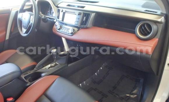 Nunua Mpya Toyota RAV4 Nyeupe Gari ndani ya Bujumbura nchini Bujumbura Nunua Mpya Toyota RAV4 Nyeupe Gari ndani ya Bujumbura nchini Bujumbura