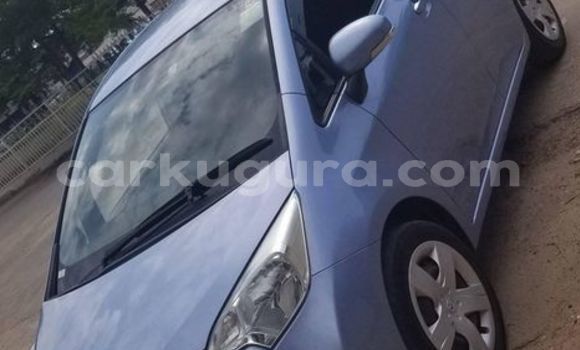 Nunua Ilio tumika Toyota Ractis Bluu Gari ndani ya Bujumbura nchini Bujumbura Nunua Ilio tumika Toyota Ractis Bluu Gari ndani ya Bujumbura nchini Bujumbura