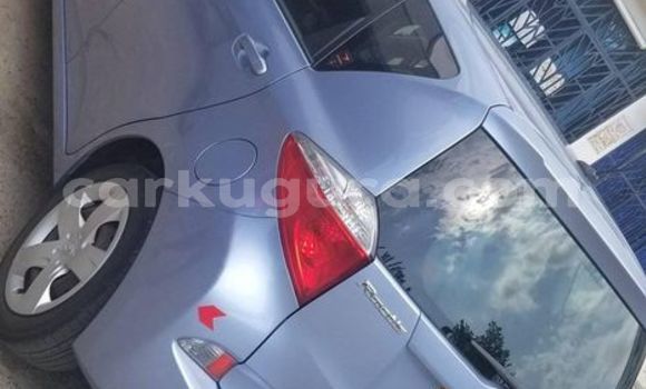Nunua Ilio tumika Toyota Ractis Bluu Gari ndani ya Bujumbura nchini Bujumbura Nunua Ilio tumika Toyota Ractis Bluu Gari ndani ya Bujumbura nchini Bujumbura