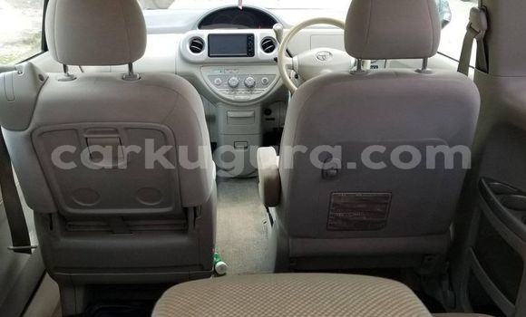 Nunua Ilio tumika Toyota Porte Nyeusi Gari ndani ya Bujumbura nchini Bujumbura Nunua Ilio tumika Toyota Porte Nyeusi Gari ndani ya Bujumbura nchini Bujumbura