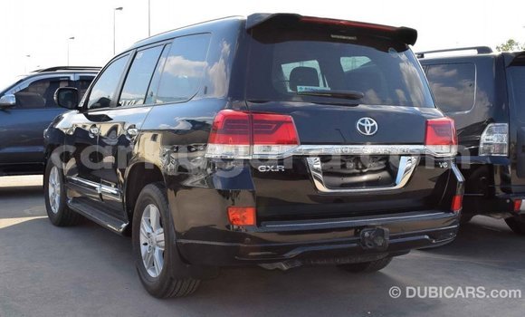 Nunua Imported Toyota Land Cruiser Nyeusi Gari ndani ya Import - Dubai nchini Bujumbura Nunua Imported Toyota Land Cruiser Nyeusi Gari ndani ya Import - Dubai nchini Bujumbura