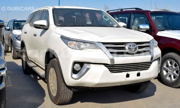 Buy Import Toyota Fortuner White Car in Import - Dubai in Bujumbura Buy Import Toyota Fortuner White Car in Import - Dubai in Bujumbura