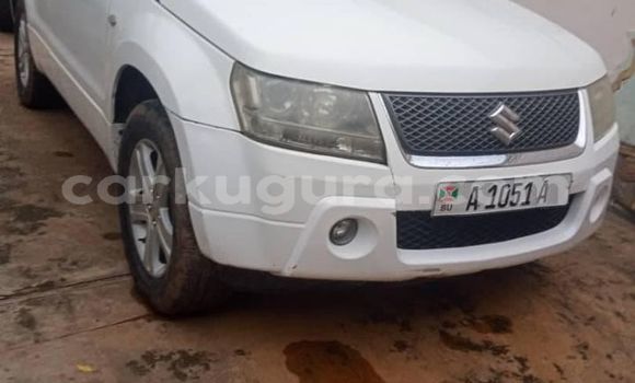 Acheter Occasion Voiture Suzuki Grand Vitara Blanc à Bujumbura, Bujumbura Acheter Occasion Voiture Suzuki Grand Vitara Blanc à Bujumbura, Bujumbura