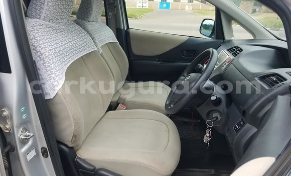 Acheter Occasion Voiture Toyota Ractis Gris à Bujumbura, Bujumbura Acheter Occasion Voiture Toyota Ractis Gris à Bujumbura, Bujumbura